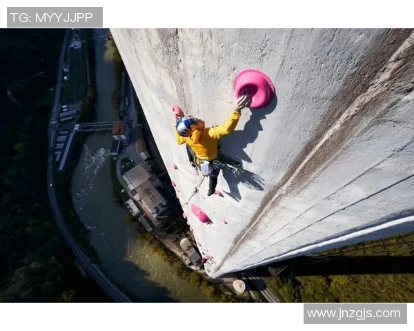 刘娜独家揭秘攀岩技巧与心得分享助你提升攀爬水平 刘娜独家揭秘攀岩技巧与心得分享助你提升攀爬水平