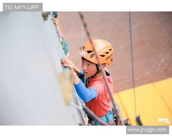 攀岩耐力的挑战与突破:北京攀岩队的训练与成长之路 攀岩耐力的挑战与突破:北京攀岩队的训练与成长之路