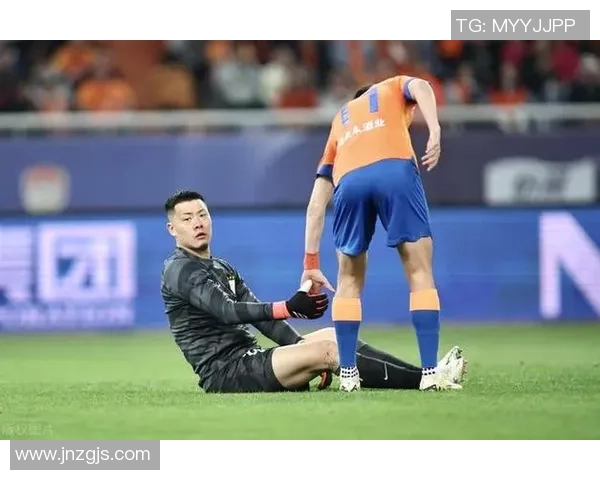 2017年鲁能与上港激战王大雷精彩扑救引发球迷热议